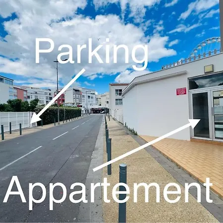 T2 40m2 A Deux Pas Centre Port Apartment *